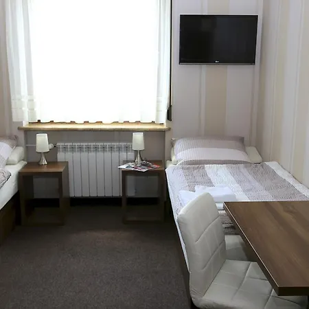 10 Alojamento de Acomodação e Pequeno-almoço Poznań