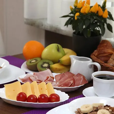 10号住宿加早餐旅馆 住宿加早餐酒店 波兹南